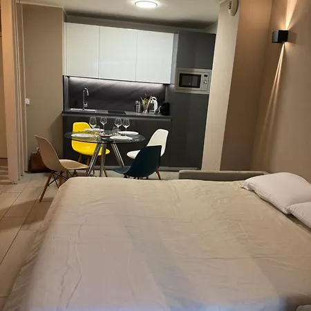 Apartment Proche De La *